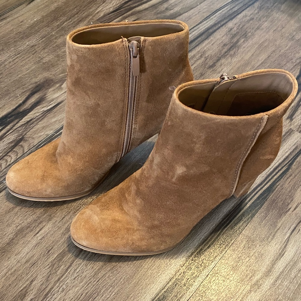 Tan heel booties